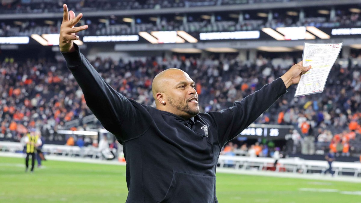 Raiders to keep Antonio Pierce as head coach – NBC Bay Area