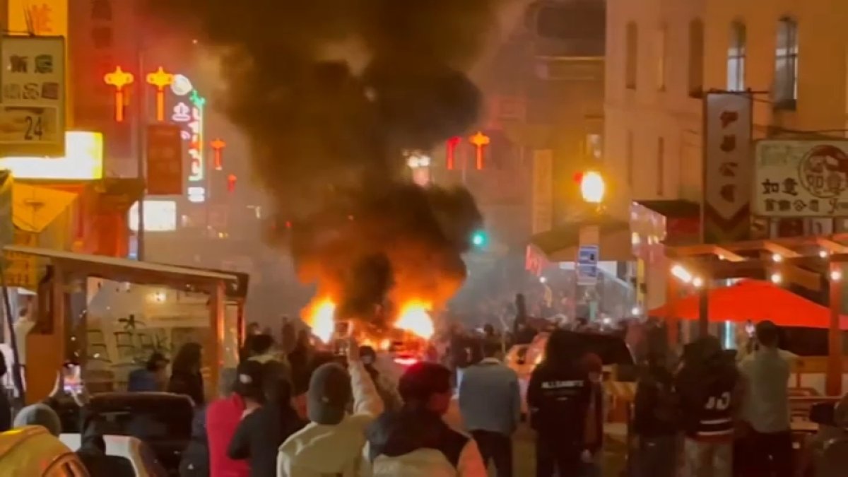 A driverless Waymo car was vandalized and set on fire in San Francisco's Chinatown – NBC Bay Area