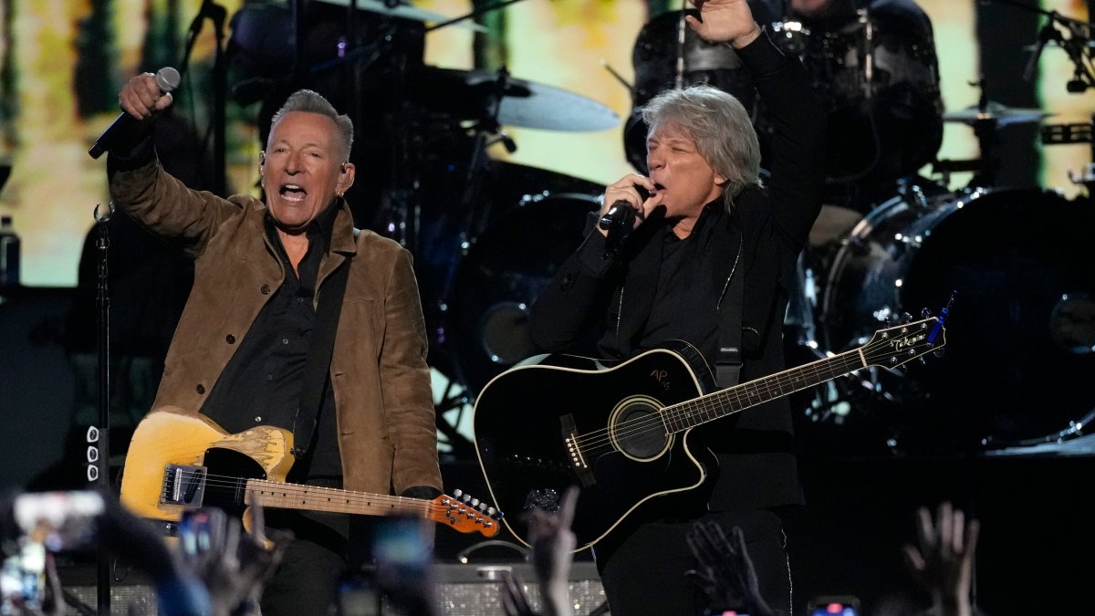 Jon Bon Jovi honored as MusiCares Person of the Year – NBC Bay Area - Vimarsana News