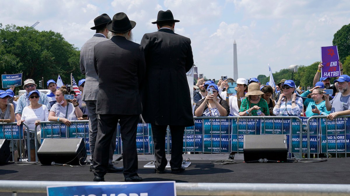 Antisemitism and safety fears on the rise among jews in America – NBC Bay Area - Vimarsana News