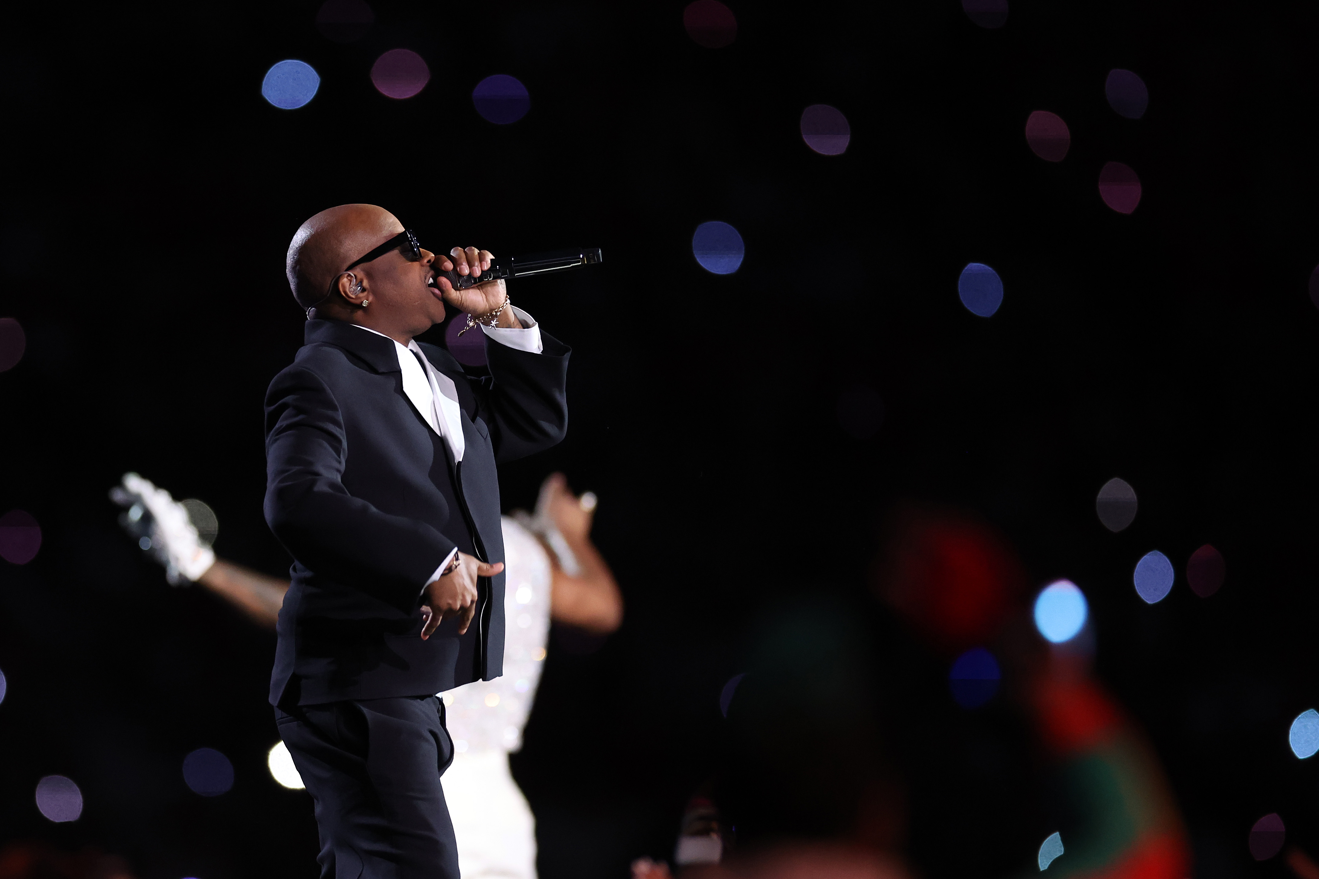 Did Usher get paid for his Super Bowl halftime show? No. Here’s why