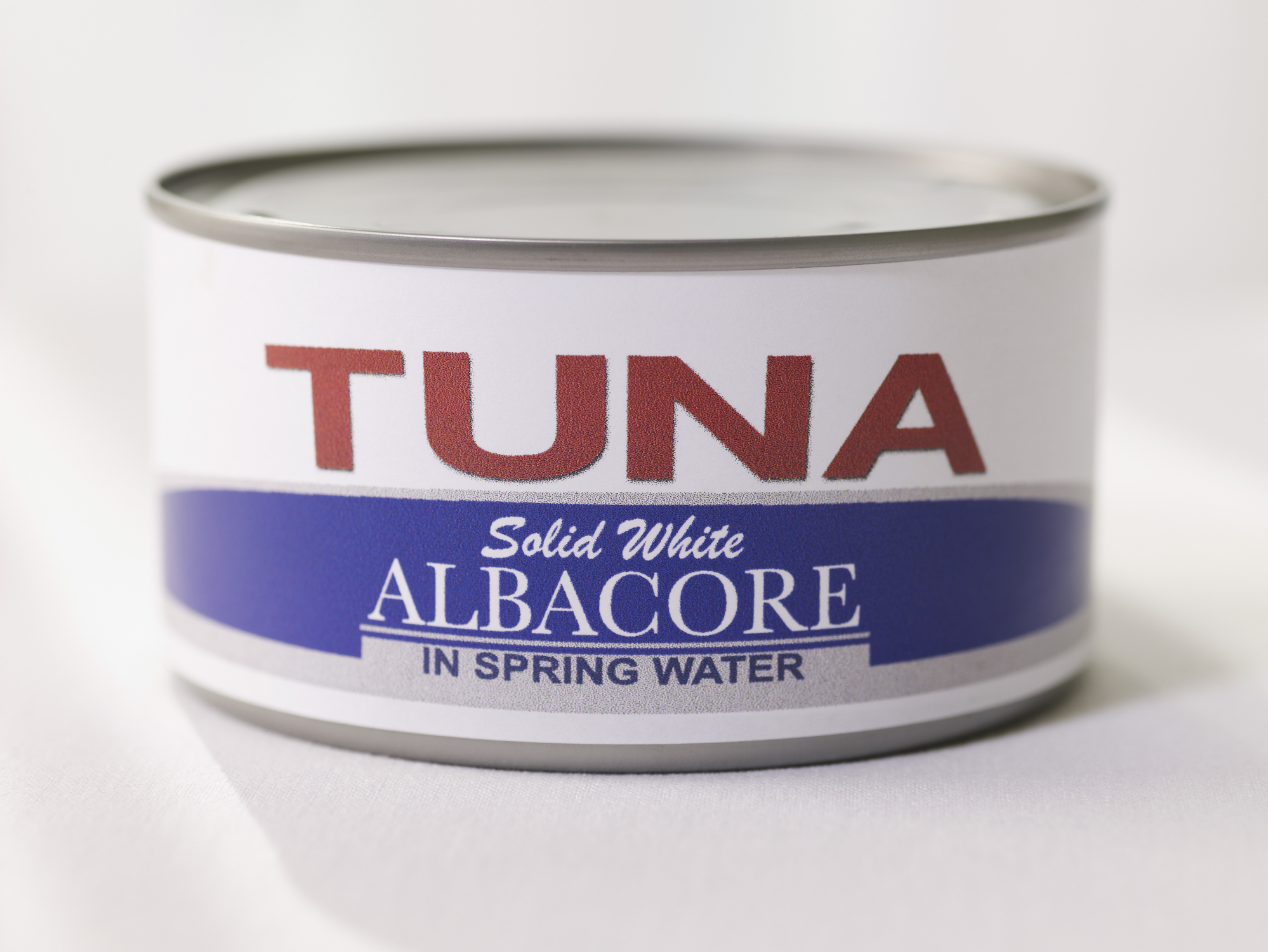 Woman orders a $275 ashtray, receives a can of tuna instead