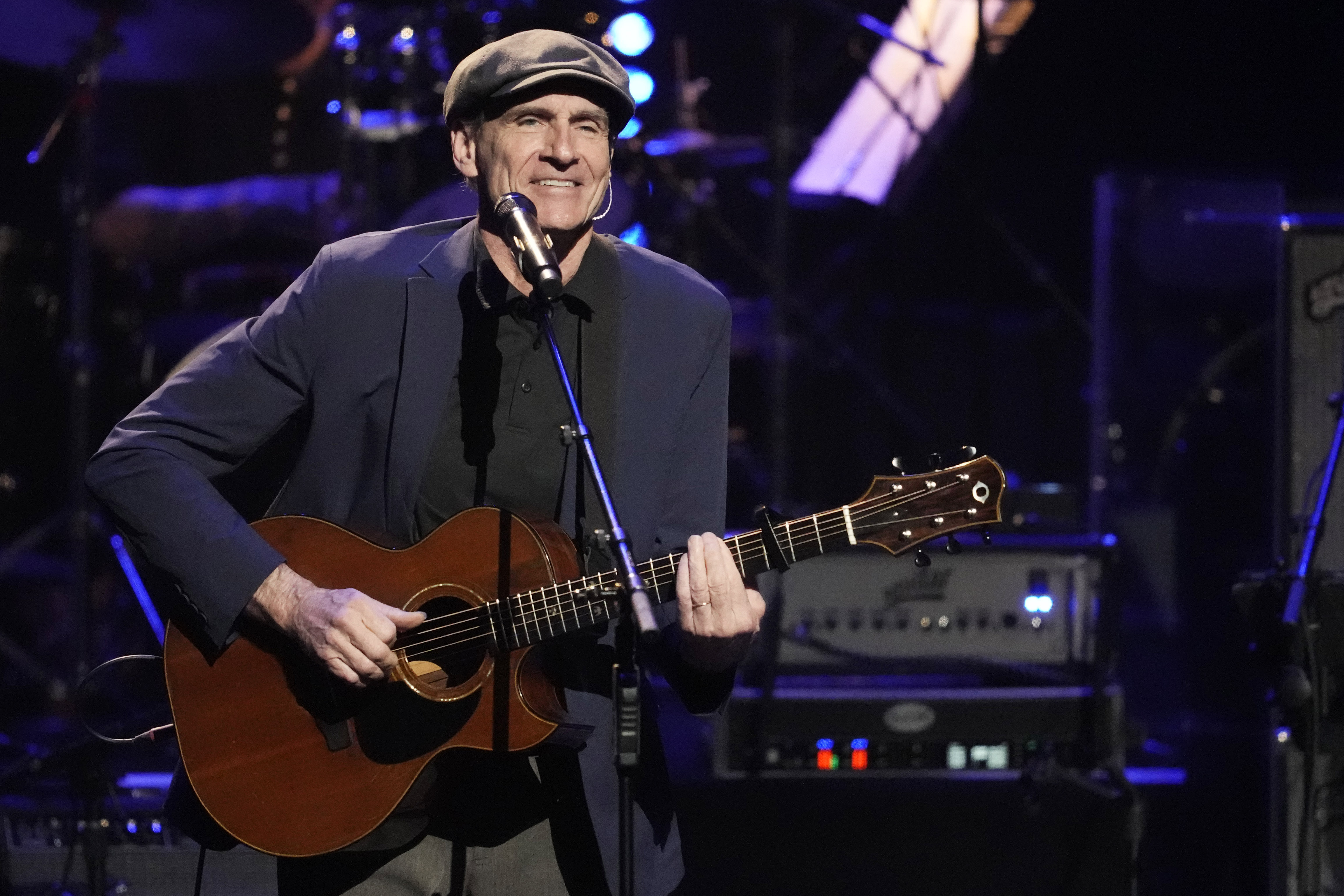 James Taylor talks about touring and the possibility of new music – NBC Bay Area - Vimarsana News