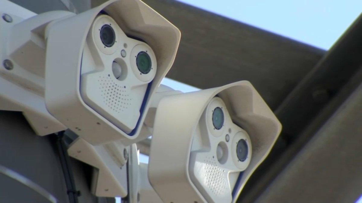 State to install hundreds of public safety cameras in Oakland, East Bay