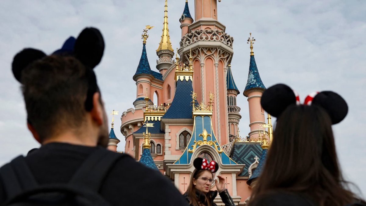 Anaheim City Council gives final approval on Disneyland expansion plan