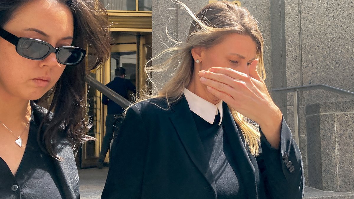Florida woman sentenced to a month in jail for selling Ashley Biden's diary - Vimarsana News