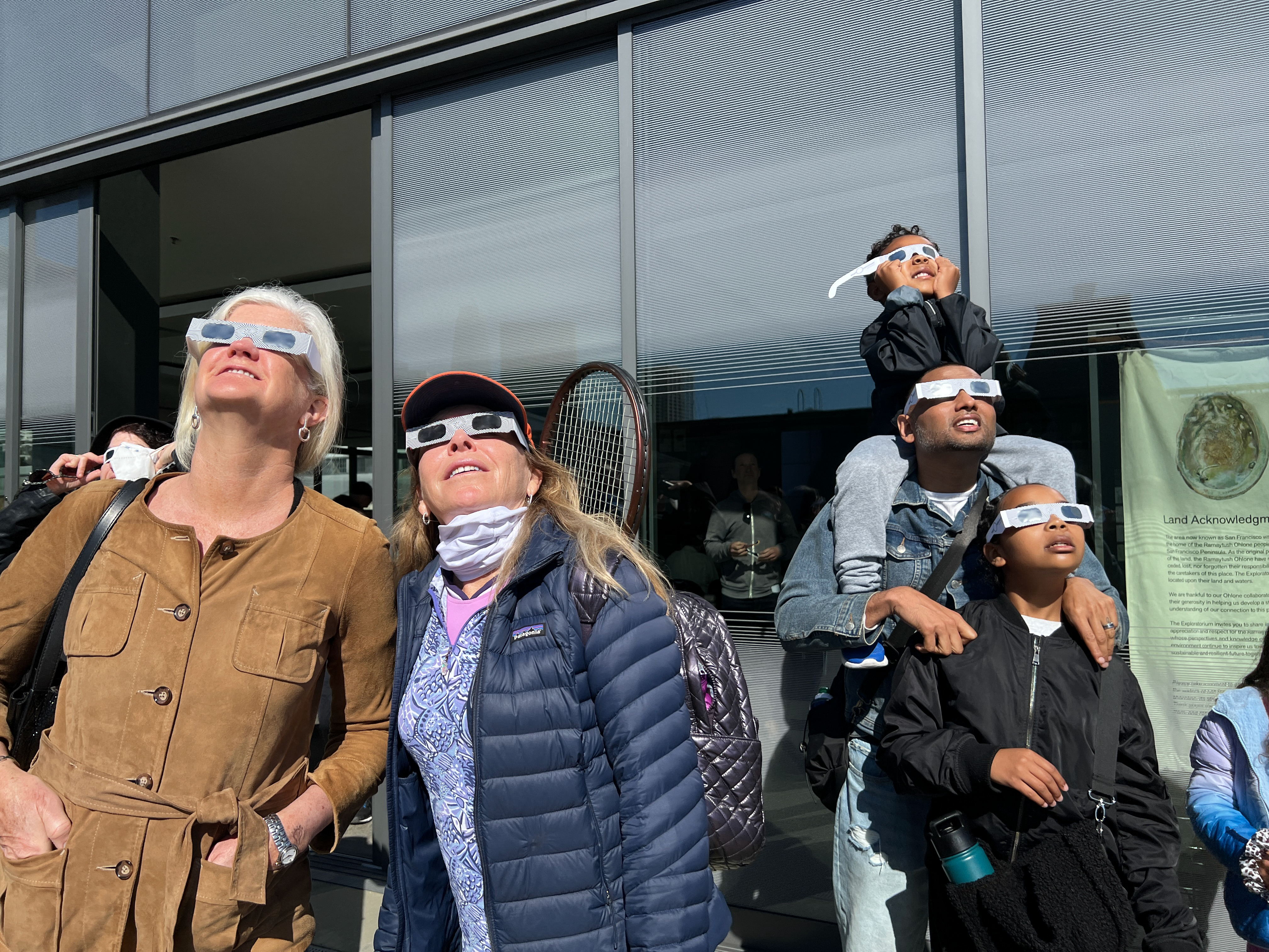 Bay Area residents gather for solar eclipse events - Vimarsana News