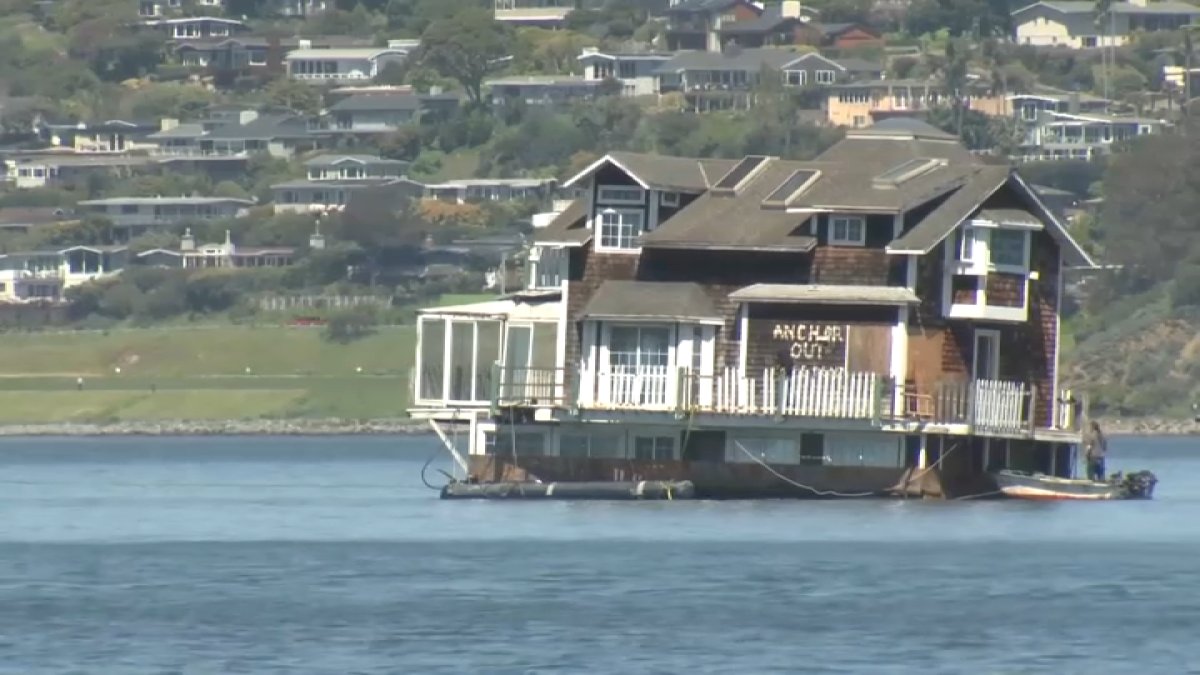 Home floated from Redwood City to Sausalito NBC Bay Area