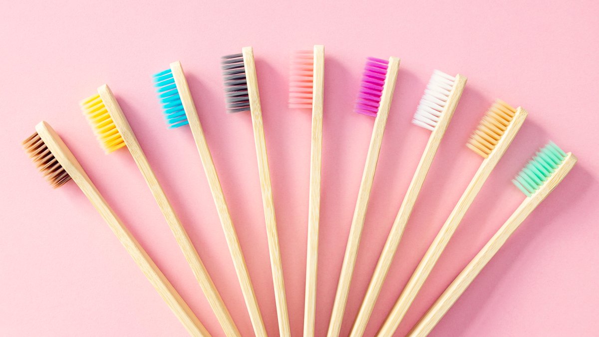When should you not brush your teeth? Dentist goes viral for sharing 3 surprising situations - Vimarsana News