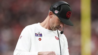 LAS VEGAS, NV – FEBRUARY 11: San Francisco 49ers head coach Kyle Shanahan looks to his playbook during Super Bowl LVIII against the Kansas City Chiefs at Allegiant Stadium on February 11, 2024 in Las Vegas, NV. (Photo by Perry Knotts/Getty Images)