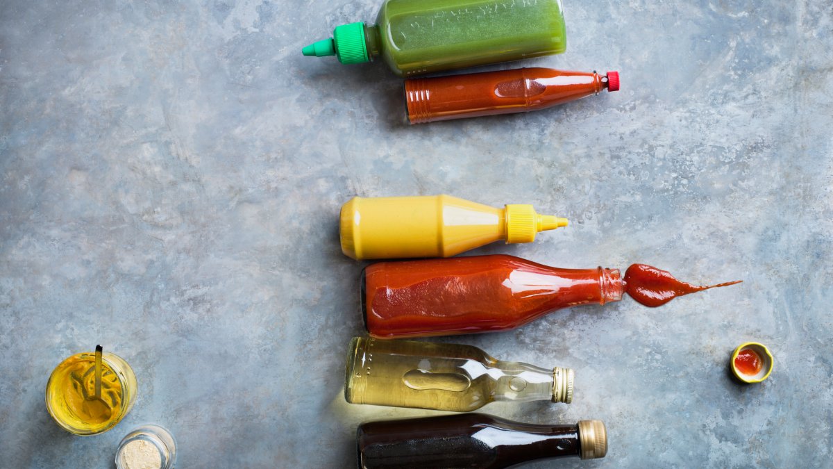 Which condiment is healthiest? Dietitians share No. 1 pick and ones to ...