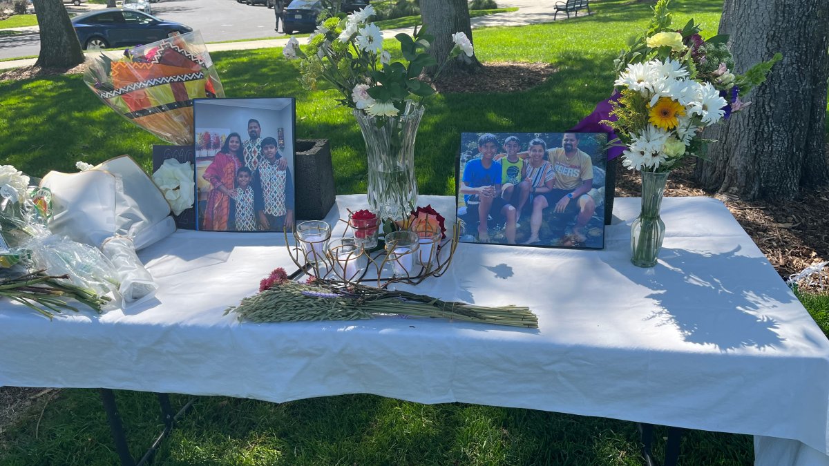 Pleasanton community gathers to remember family of 4 killed in crash - Vimarsana News