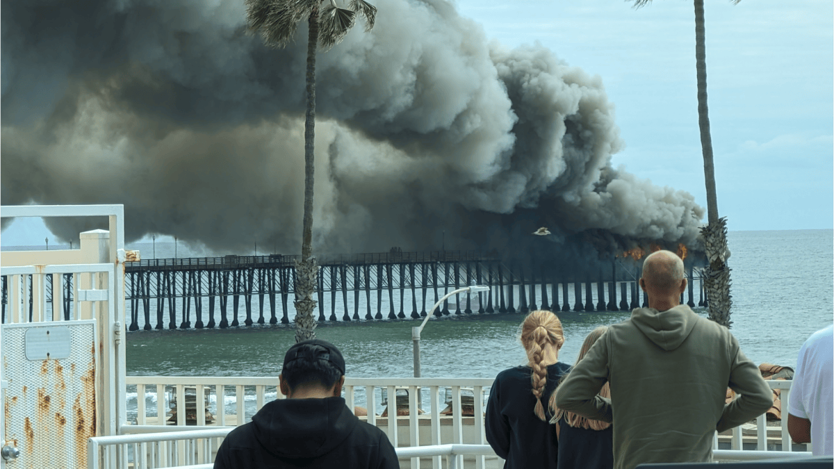 Fire on Oceanside Pier creates massive smoke plume – NBC Bay Area - Vimarsana News
