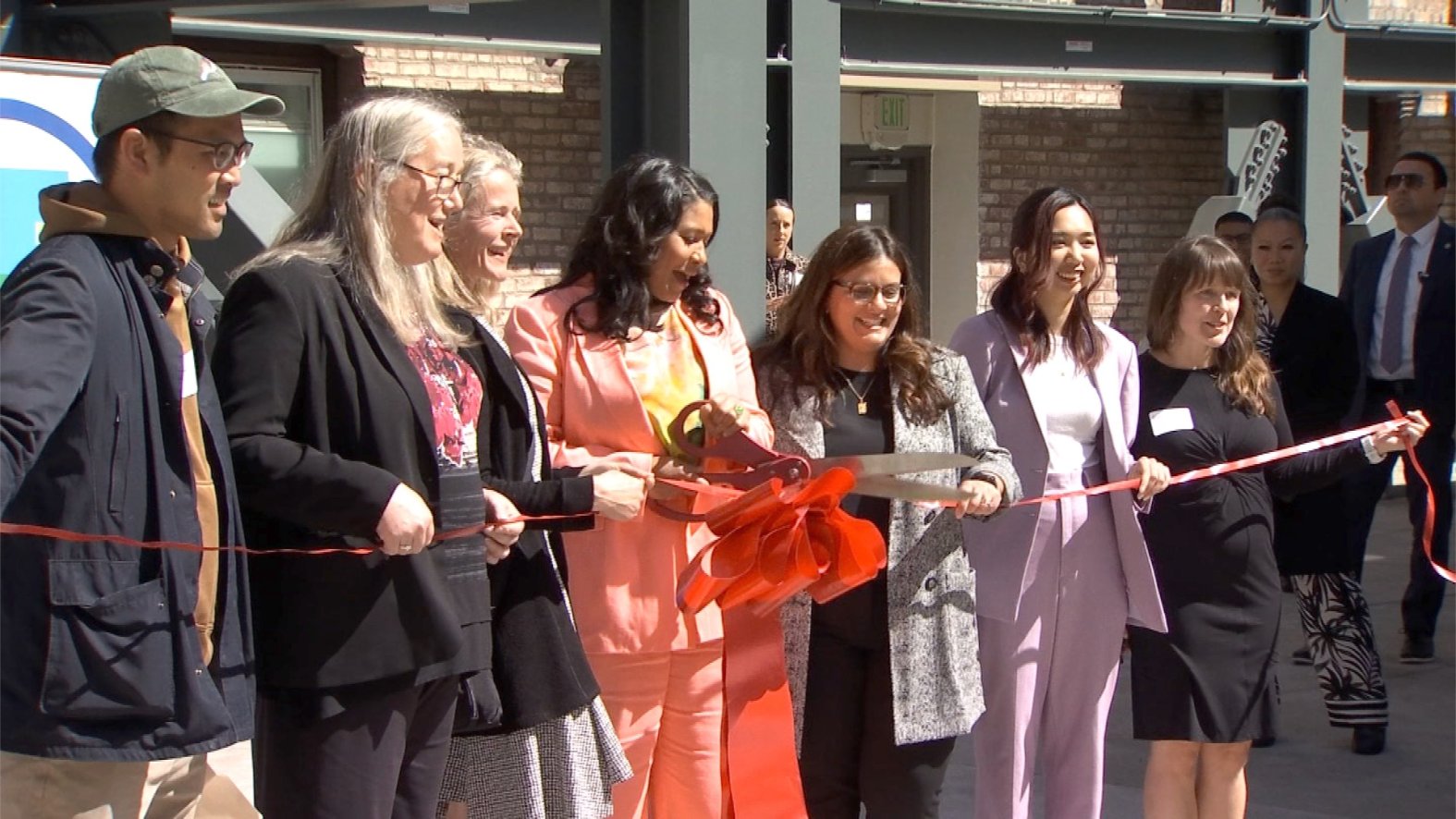 San Francisco celebrates renovations of two historic SRO hotels – NBC ...