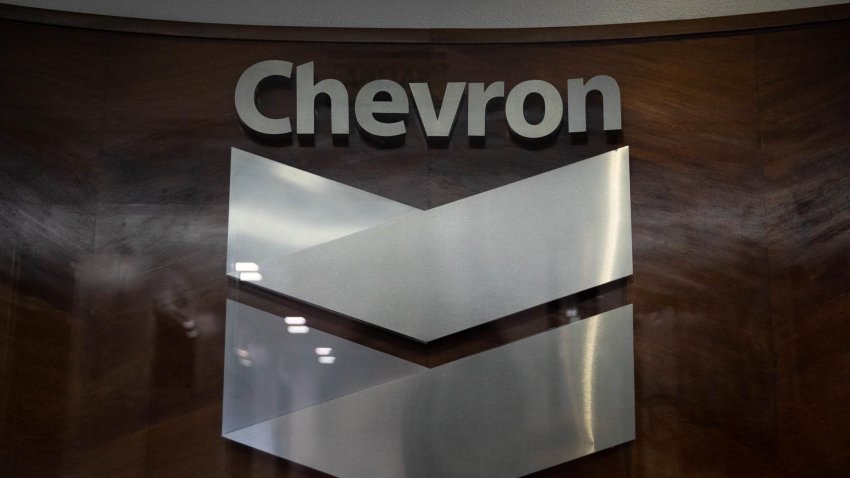 Chevron gana 5.501 millones de dólares en el primer trimestre, un 16 % menos