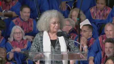 Watch: Professor Angela Davis speaks at Rev. Cecil Williams' memorial service