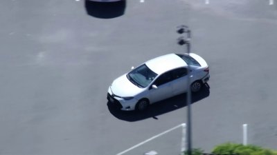 Suspect vehicle wanted in East Bay