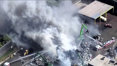 Metal scrapyard fire in Redwood City prompts air quality concerns
