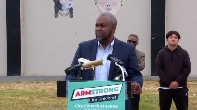 Former Oakland police chief LeRonne Armstrong kicks off campaign for City Council