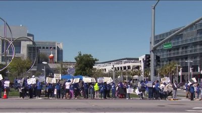 Santa Clara County, nurses reach deal