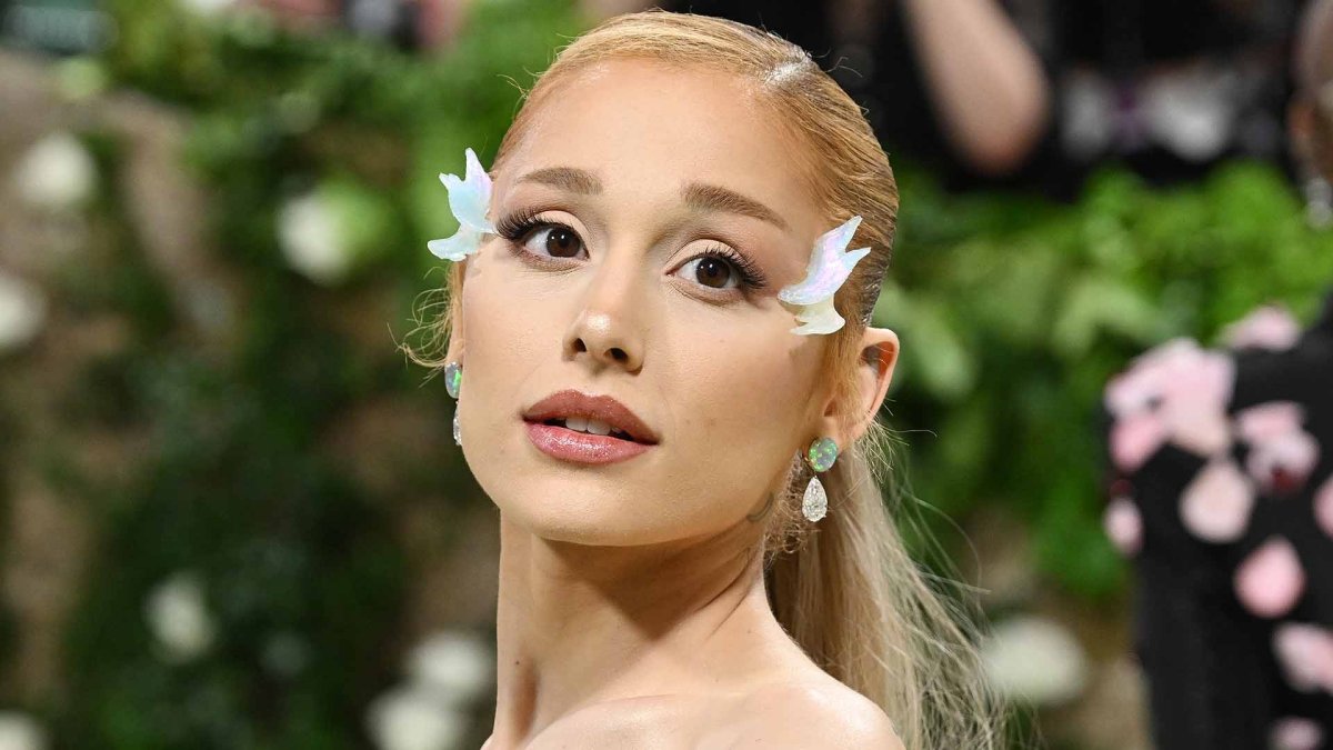  Ariana Grande channels Glinda at 2024 Met Gala – NBC Bay Area Motiv 