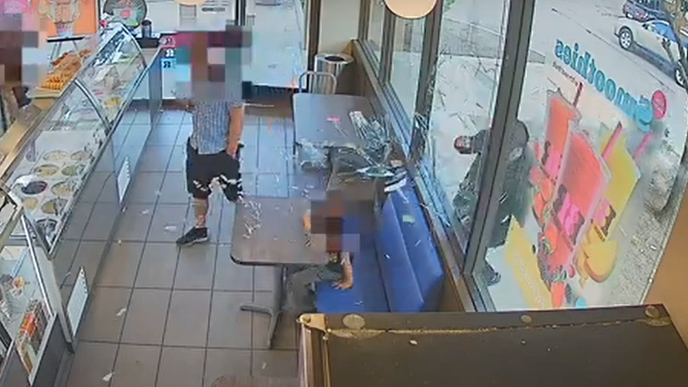 Man arrested after smashing window at San Jose ice cream shop – NBC Bay Area - Vimarsana News