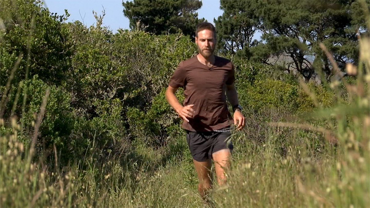 North Bay runner, inspired by 10-year-old nephew with cancer, conquers grueling desert ultramarathon - Vimarsana News