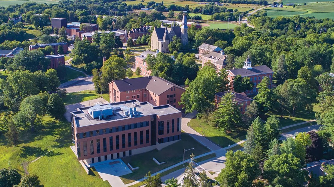 4 U.S. college instructors injured in stabbing attack in China - Vimarsana News