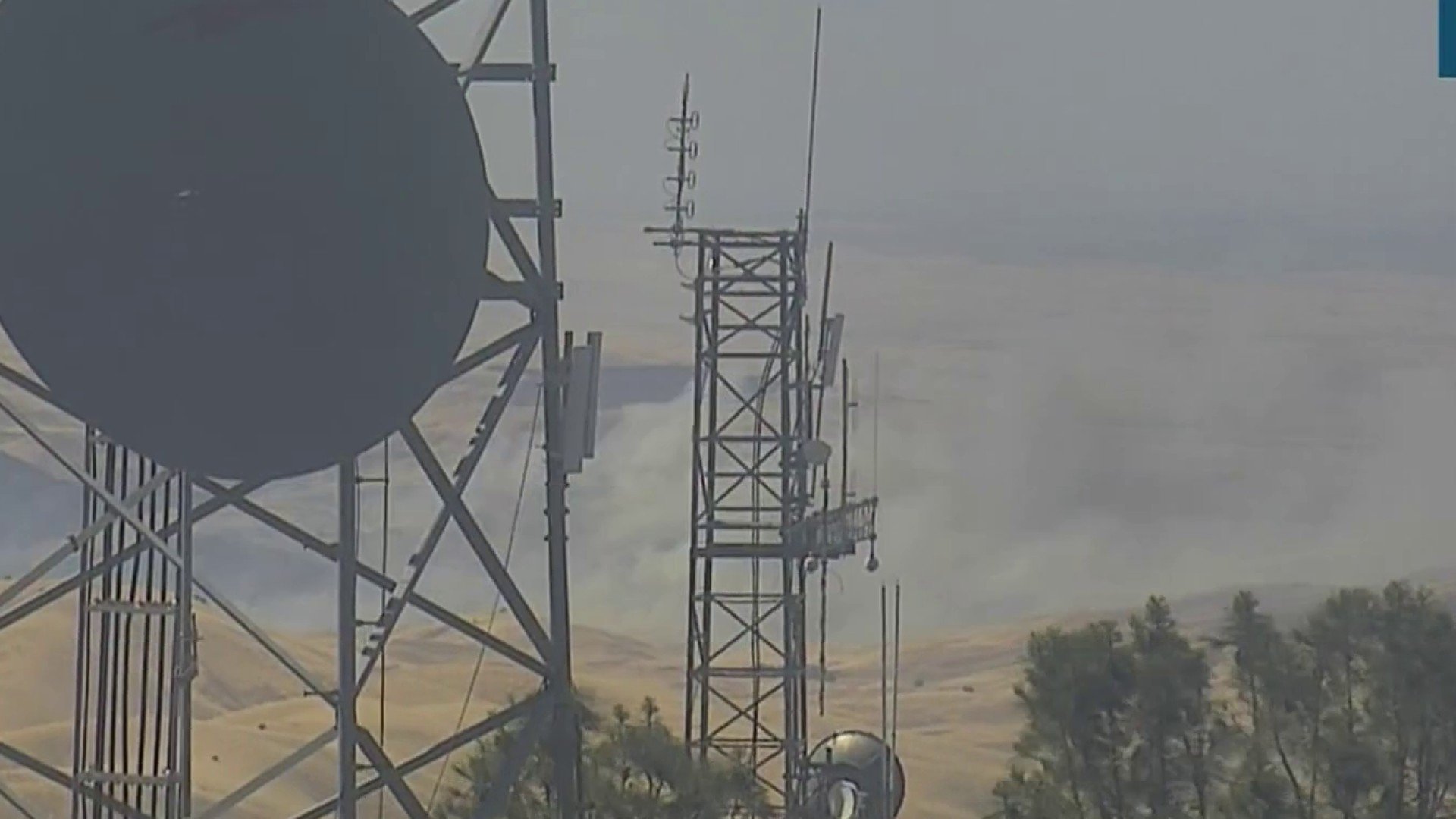 Crews battle brush fire near Lawrence Livermore Lab - Vimarsana News