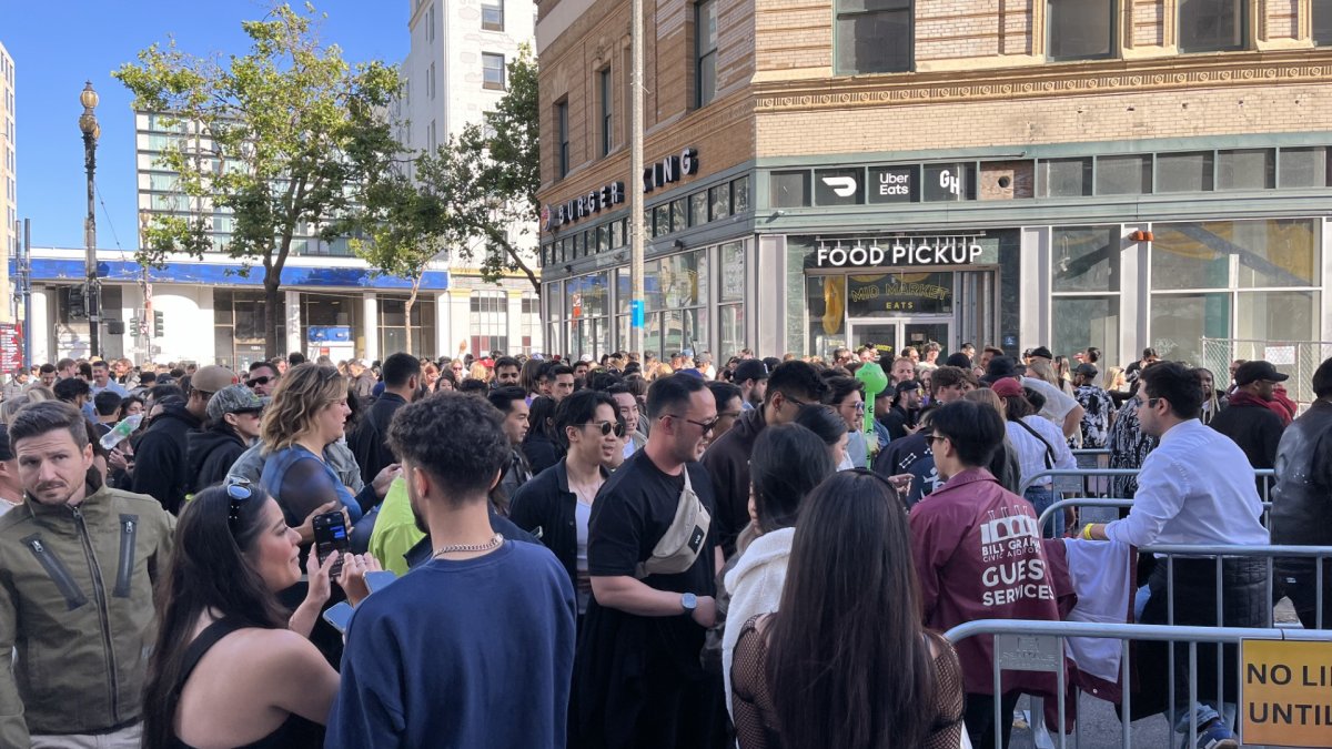 Skrillex, Fred Again’s San Francisco show draws thousands NBC Bay Area