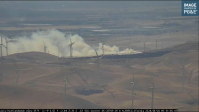 Small brush fire in Alameda County