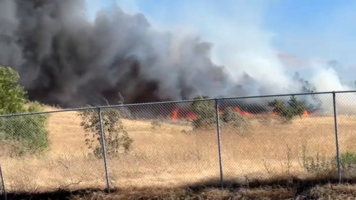 blazes-in-north-bay-east-bay-mark-what-looks-to-be-early-start-to-fire