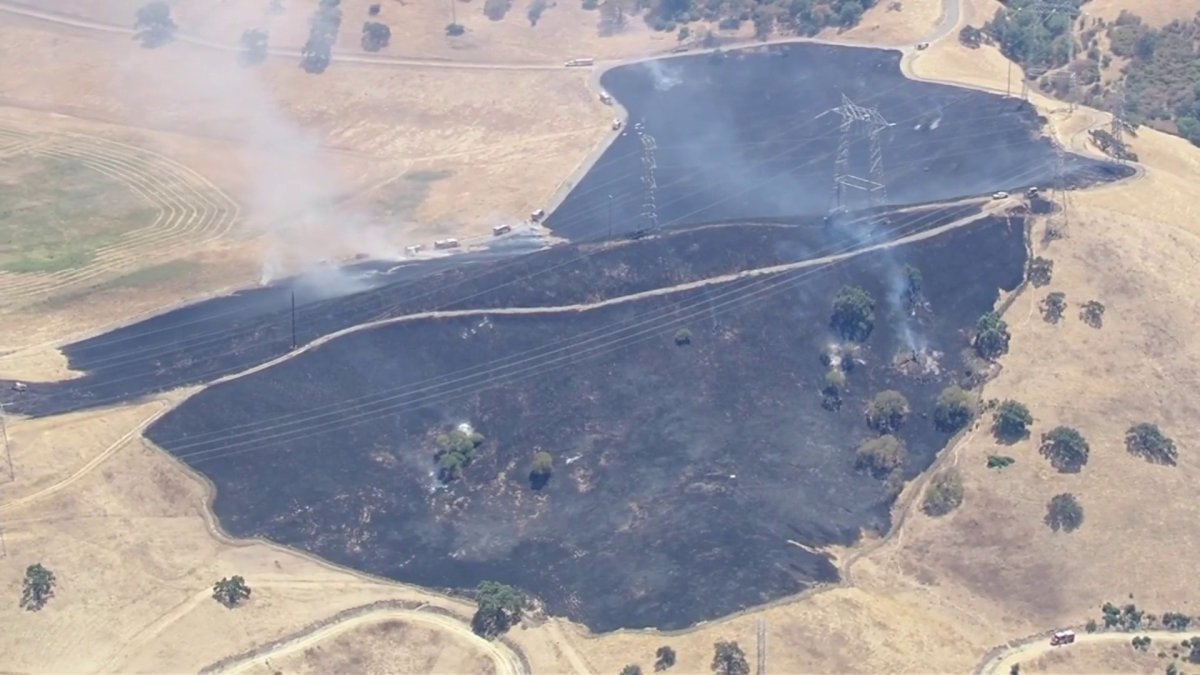 Watch: Crews battle brush fire in South San Jose – NBC Bay Area