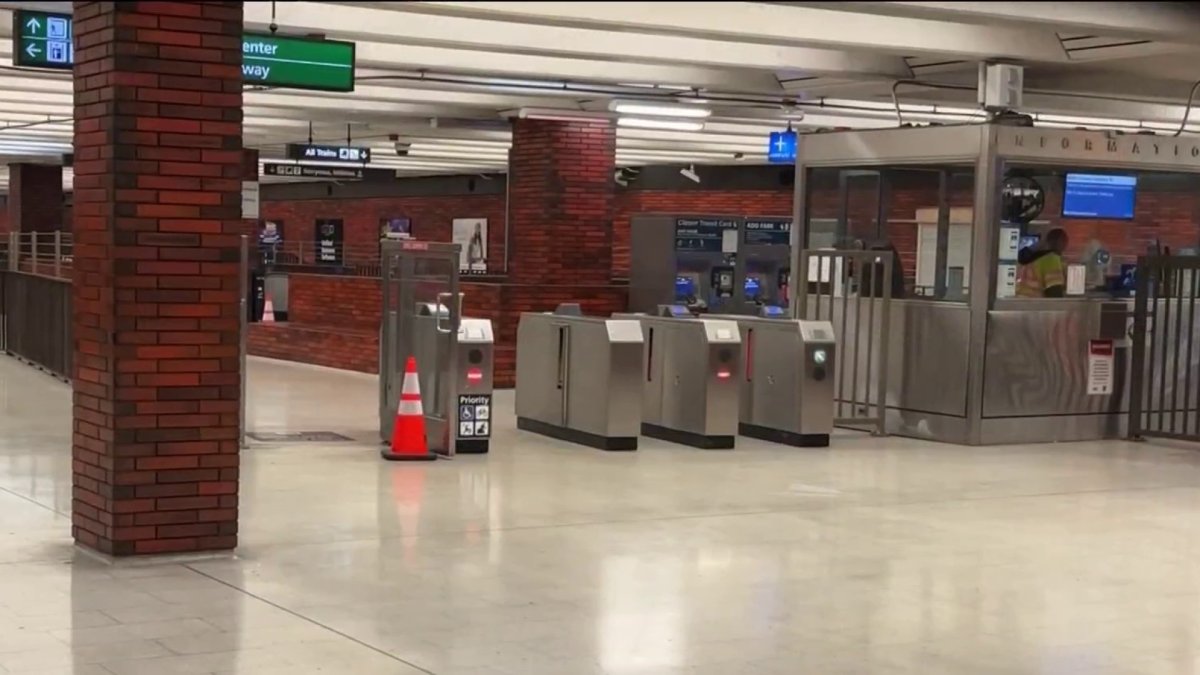 Bart Service Issues Continue After Weekend Electrical Fire Nbc Bay Area Bart Service Issues Continue After Weekend Electrical Fire Nbc Bay Area