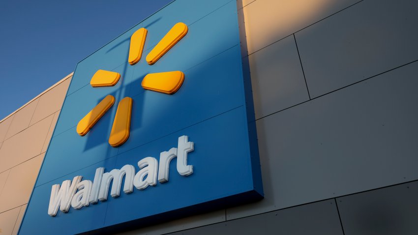 Walmart Stores Ahead Of Earnings Figures