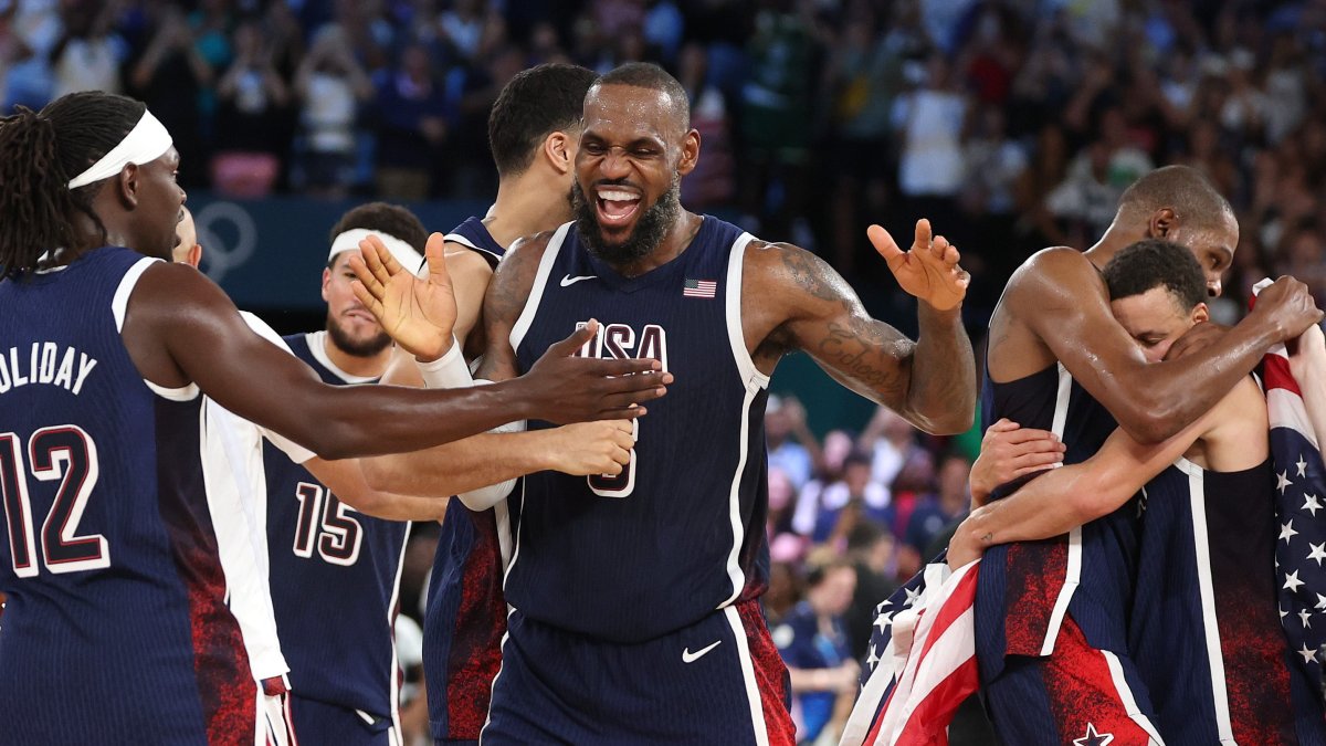 US men’s basketball defeats France to win gold at 2024 Olympics NBC