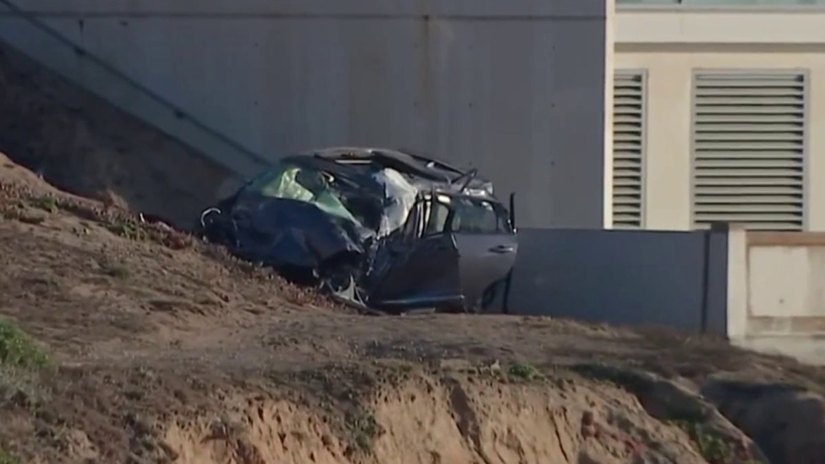 1 Dead After 2 Vehicles Go Over Cliff In San Francisco Nbc Bay Area