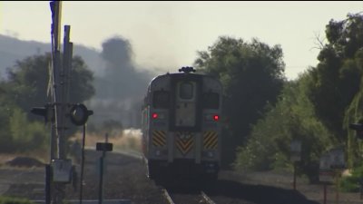 Community fights to keep Antioch Amtrak station open