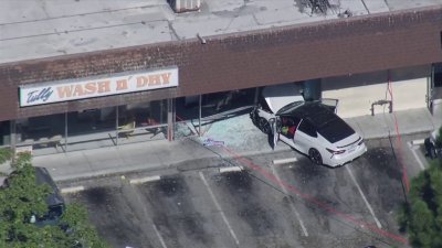 Watch: Aftermath of car crashing into San Jose laundromat