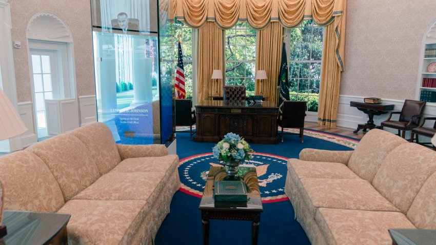 A replica of the Oval Office