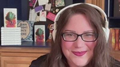 Watch: Fantasy-romance author discusses her best-selling series