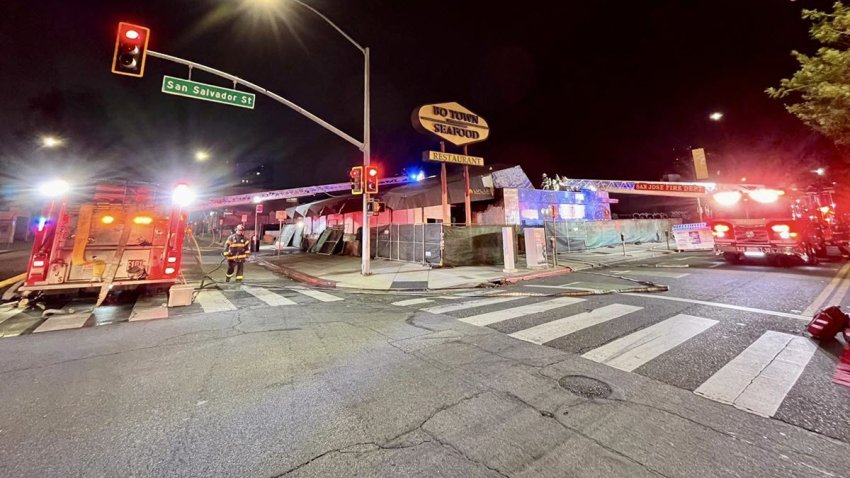 Crews respond to a two-alarm fire in downtown San Jose. (Sept. 26, 2024)