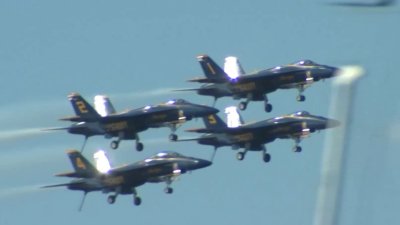 Blue Angels take flight on final day of Fleet Week