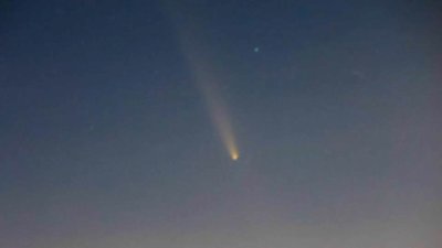 Rare comet as seen from the Bay Area