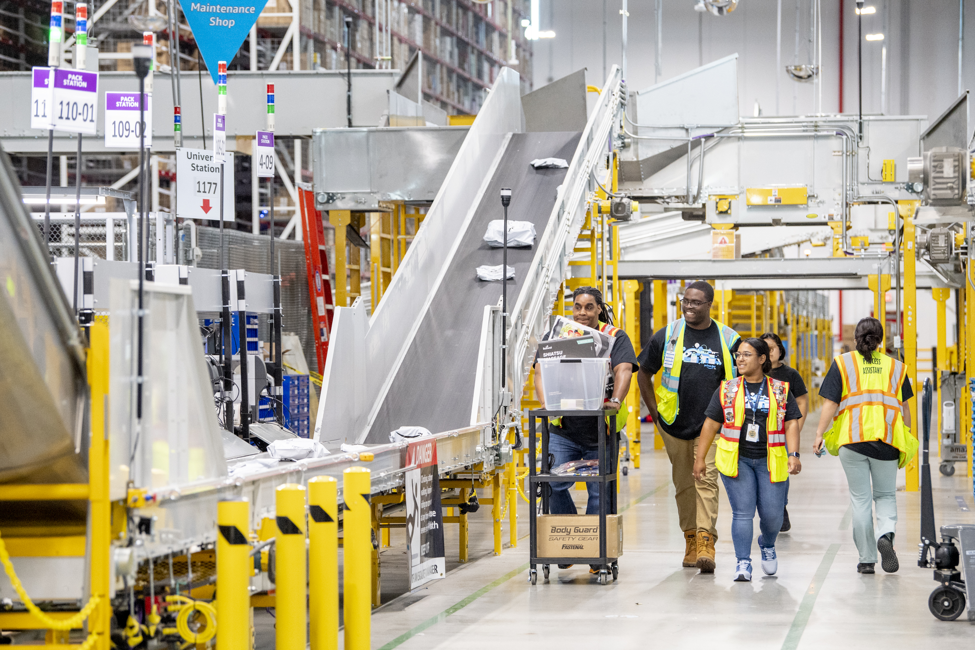 Amazon, Target and more ramping up hiring for holiday season NBC Bay Area