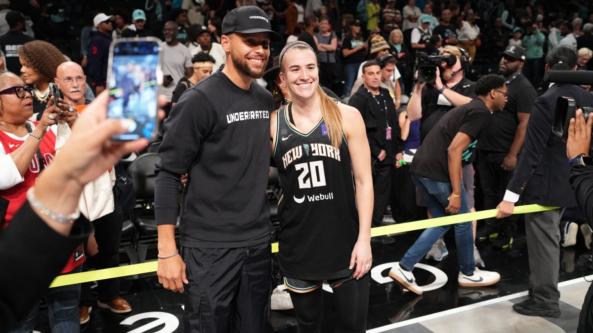 Steph Curry only person Sabrina Ionescu answered after WNBA Finals win