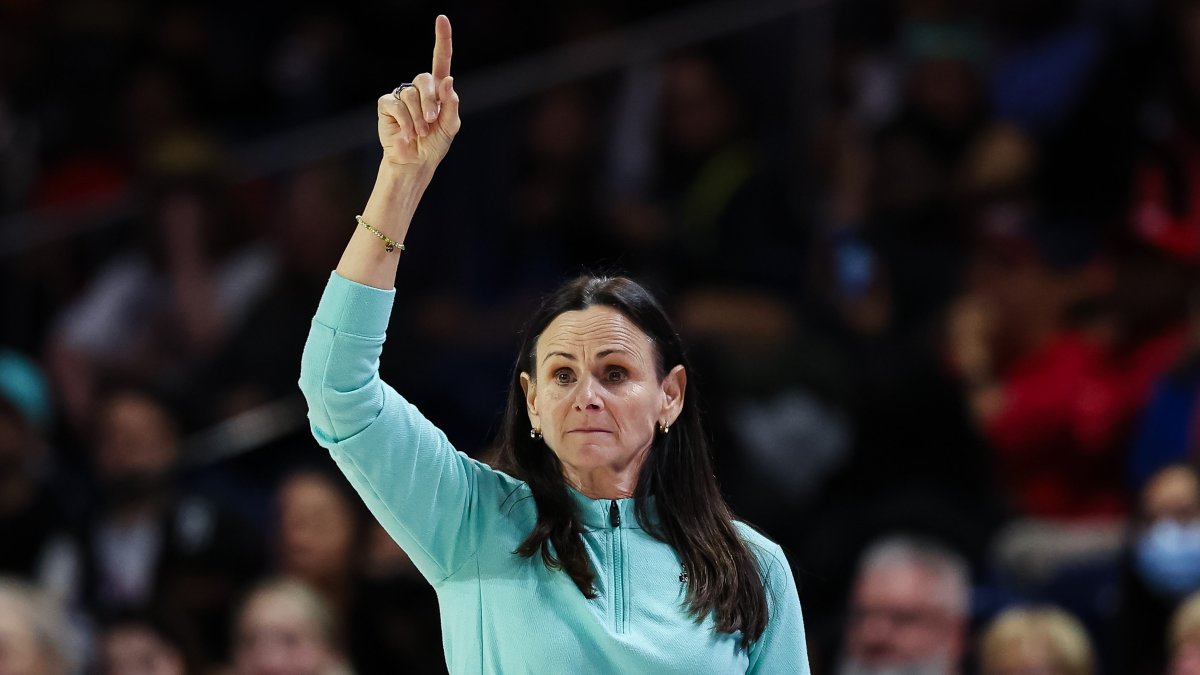 Sandy Butler Rbom Who is the New York Liberty head coach? Meet Sandy Brondello – NBC Bay Area