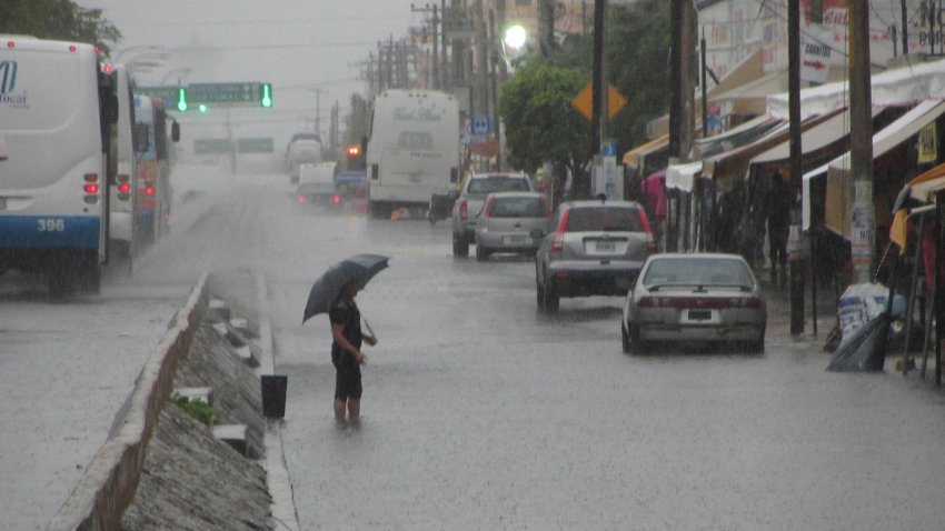 Tormenta Milton deja lluvias intensas en seis estados al avanzar sobre el golfo de México