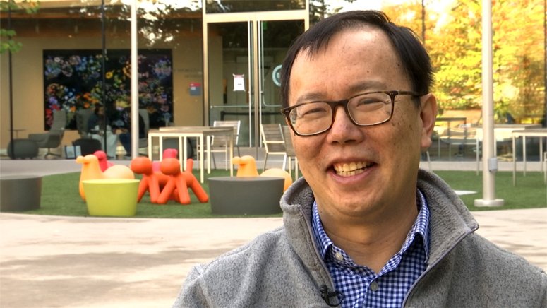 Stanford doctor puts his personal story at center of new class – NBC ...