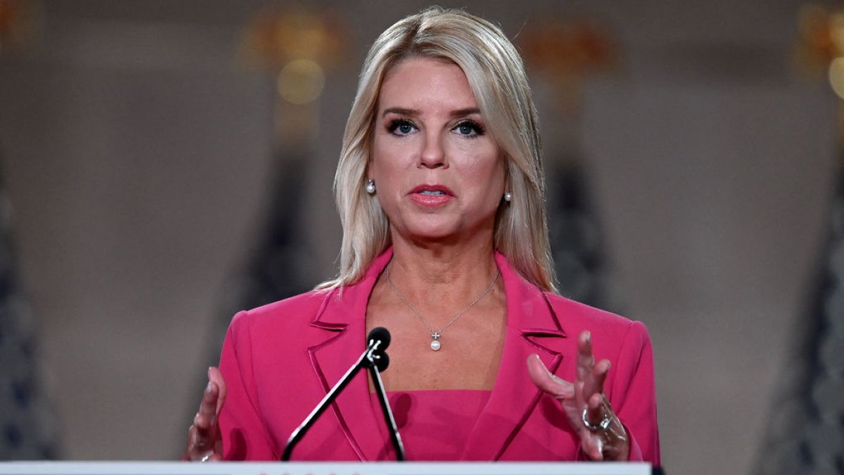 Trump announces Pam Bondi as new attorney general pick hours after Matt ...